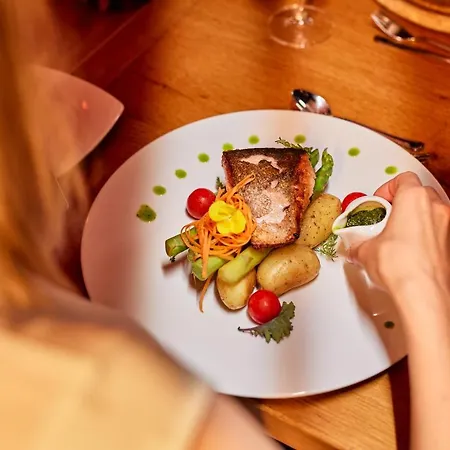 Trihotel - Wellnesshotel Adults Only מלון