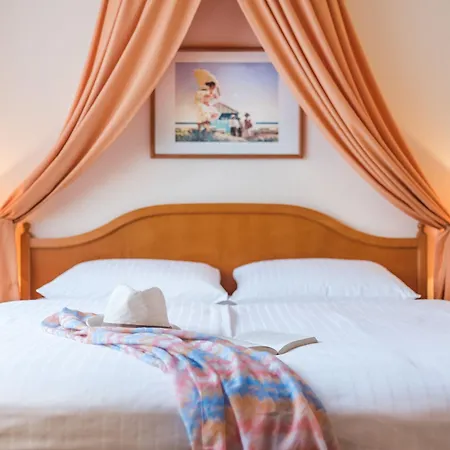 Trihotel - Wellnesshotel Adults Only Hotel 4*