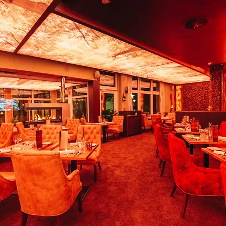 Trihotel - Wellnesshotel Adults Only רוסטוק