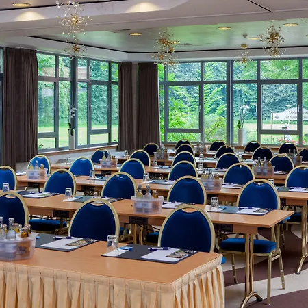 Trihotel - Wellnesshotel Adults Only מלון